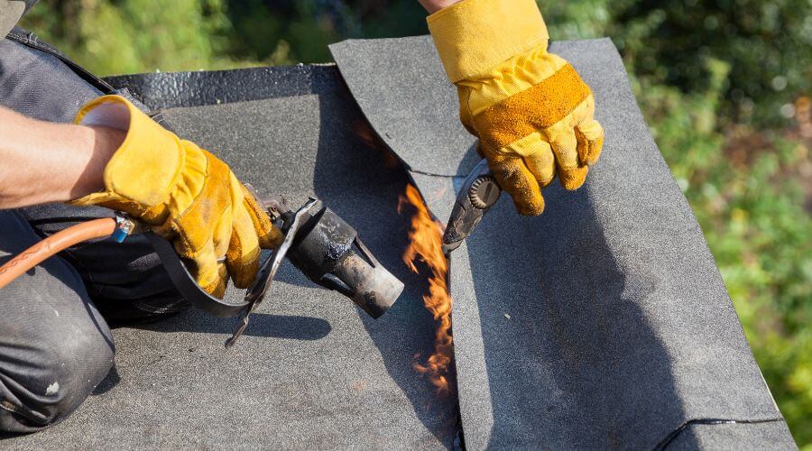 Expert top industrial roofings services in Poneto, IN